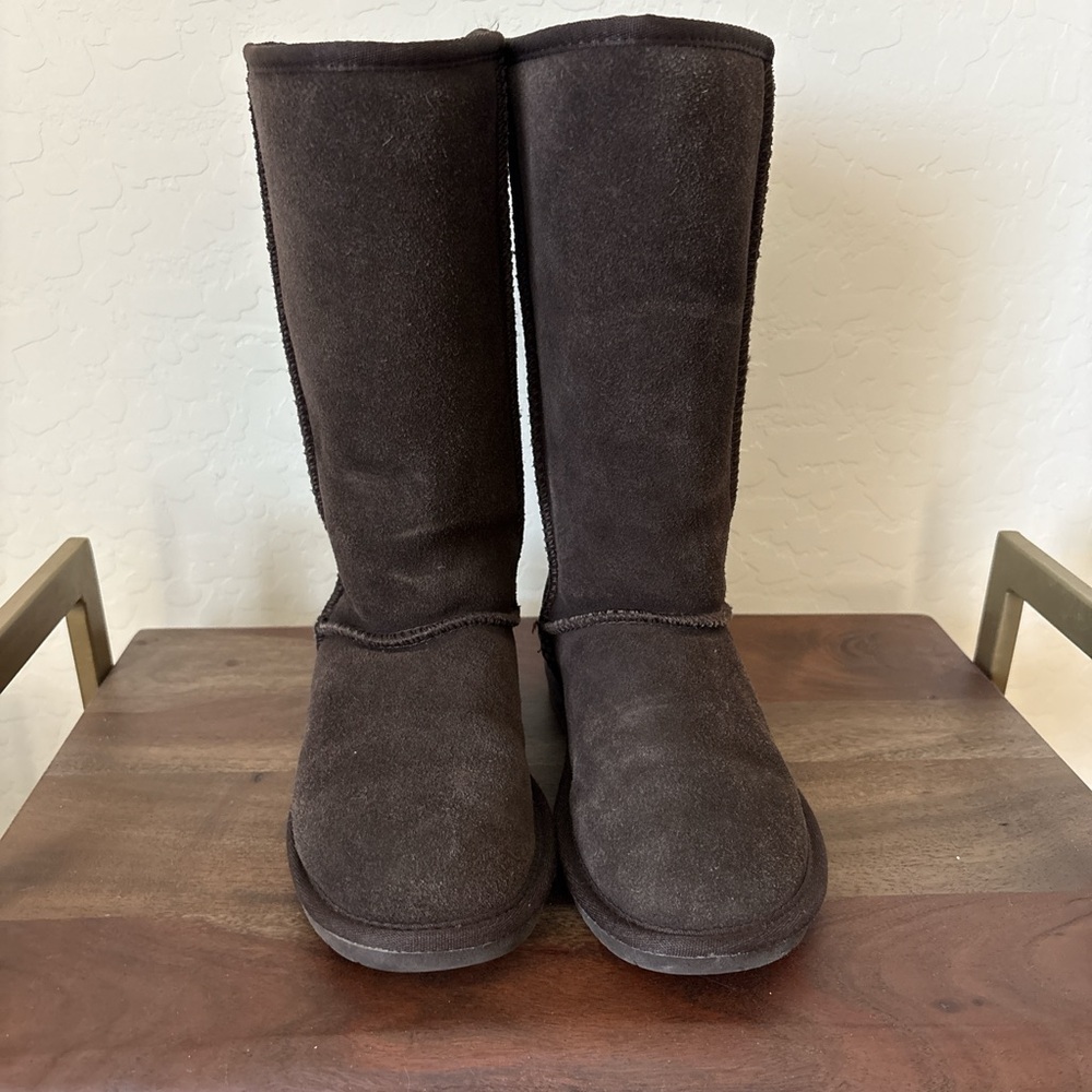 Bear Pow Brown Winter suede Boots with fur inside. 7